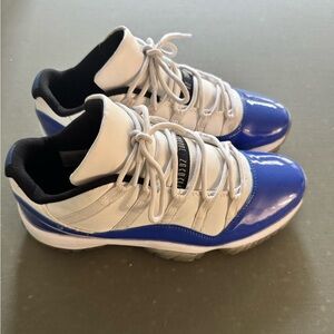 Jordan 11s, blue and white, lows